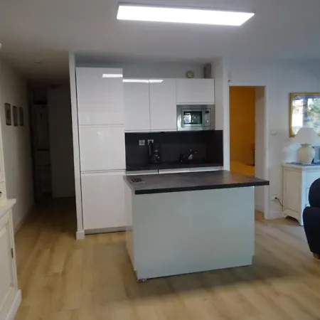 Appartamento Hyères, 3 Pièces, 5 Personnes - Fr-1-335-49 Hyères