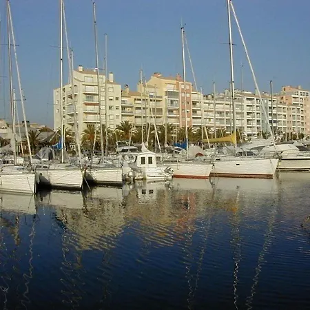 Hyeres, 3 Pieces, 4 Personnes - Fr-1-335-49 Апартаменты Йер